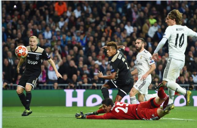 我可以帮你 我可以帮你