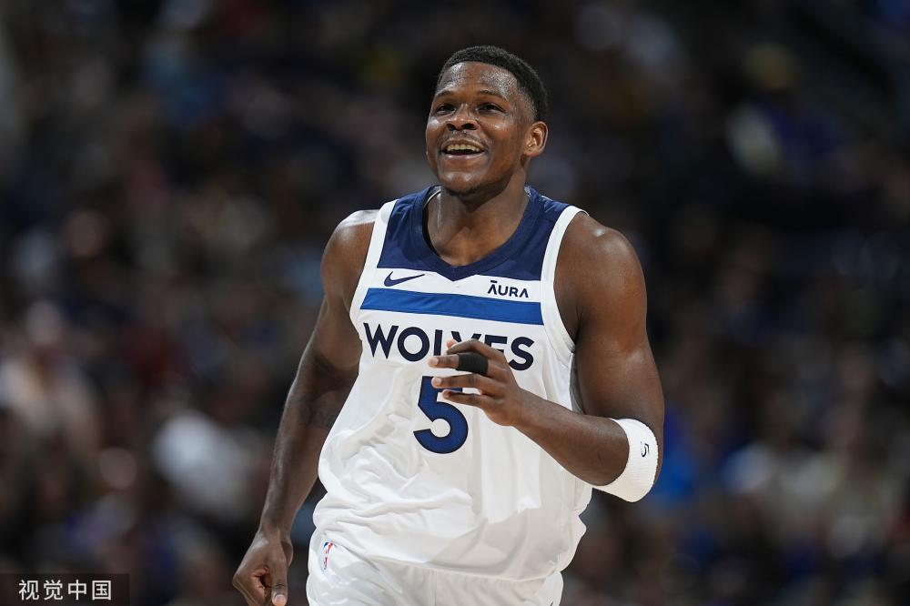 更增添了一 更增添了一