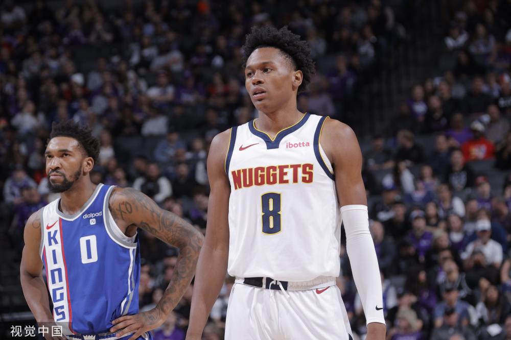 8年詹姆斯 8年詹姆斯