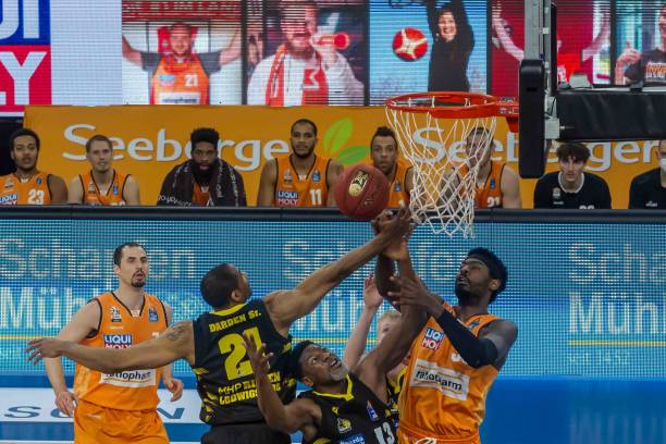 追溯巴萨的 追溯巴萨的